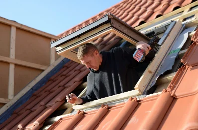 Pose de fenêtres de toit Velux à Villegenon